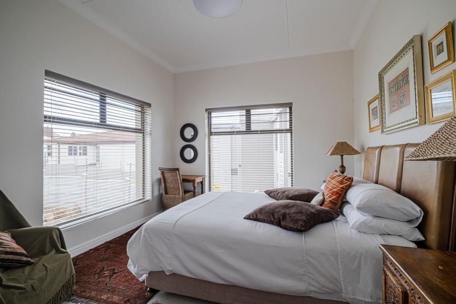 3 Bedroom Property for Sale in Wavecrest Eastern Cape